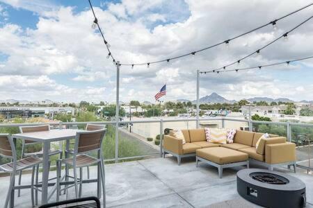 Paradise Cozysuites With Pool And Jacuzzi 11 Phoenix Exterior photo